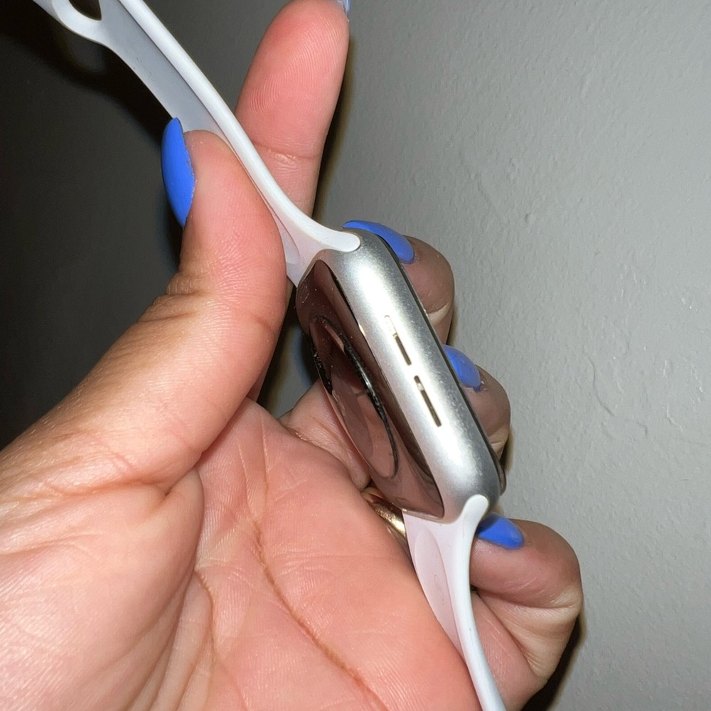 APPLE WHATCH SERIES 5! GREAT CONDITION